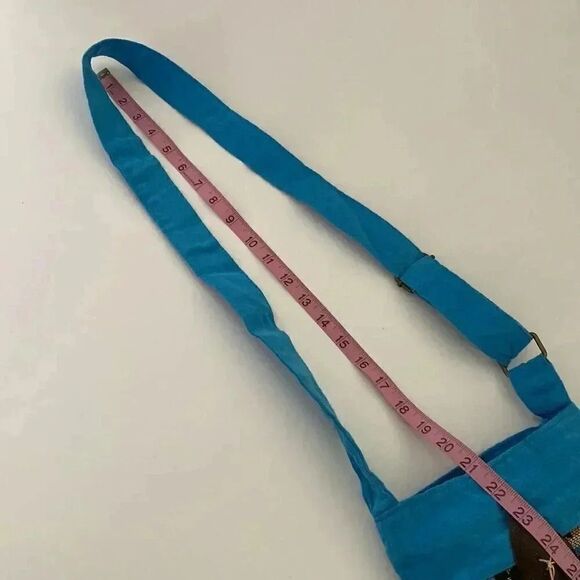 Rukuray Crossbody Bag   - Picture 11 of 12